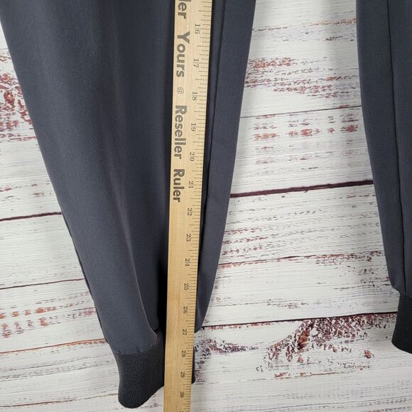 Figs Men’s S Small Tansen Jogger Scrub Pants Gray Pride Button Zipper M22SW2018 - Picture 4 of 11